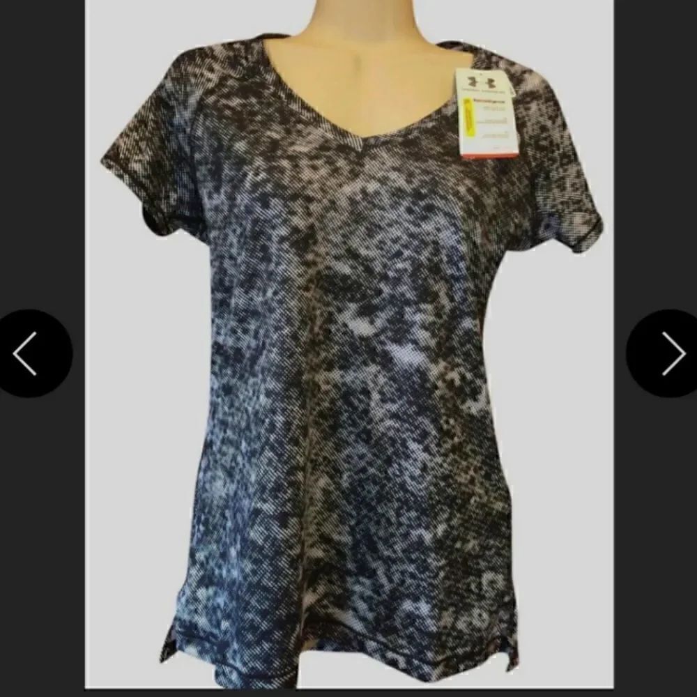 NWT UNDER ARMOUR T SHIRT